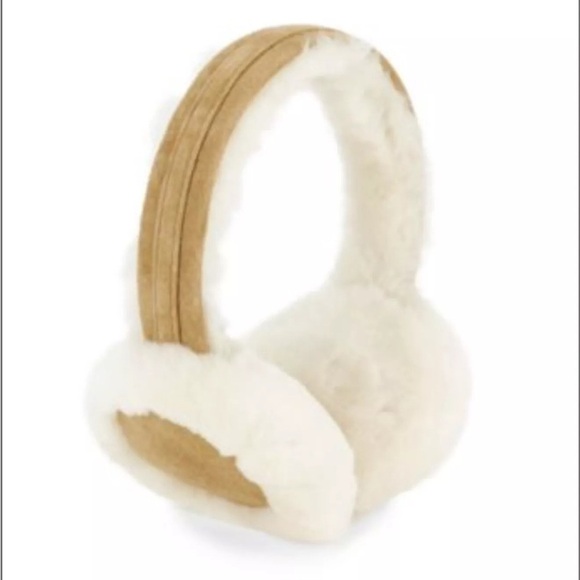 UGG Classic Shearling Earmuffs - Picture 1 of 3